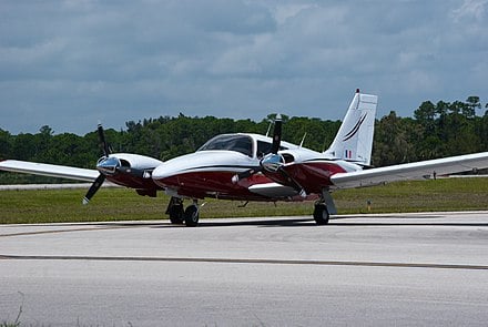 Piper Seneca III