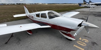Piper Cherokee 235