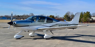 Cirrus SR22