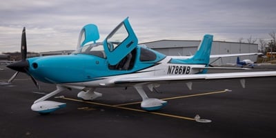Cirrus SR22