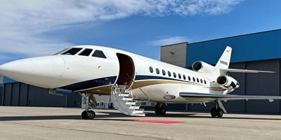Falcon 900